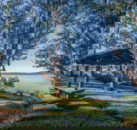 Queens Lake picnic area - Attractions Perth