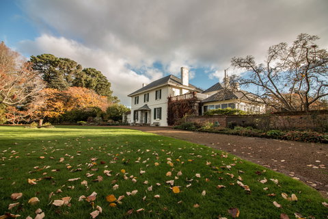 Brickendon Historic Farm And Convict Village - Attractions Perth 1