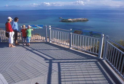 Eagle Bluff - Attractions Perth 1