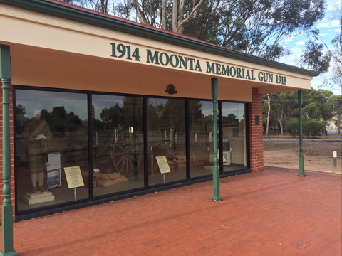 Moonta Memorial Gun 1914-1918 - Attractions Perth 0