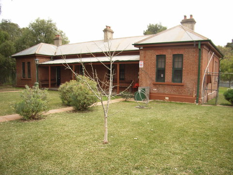 Museum Under The Bridge - Attractions Perth 0