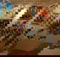 Articles Fine Art Gallery