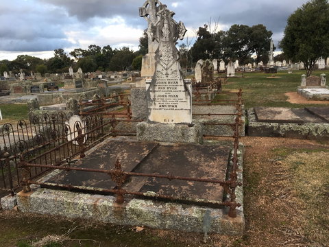 Benalla Cemetery Historical Walk - Attractions Perth 0