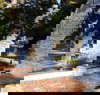 Lucindale Cemetery - Attractions Perth