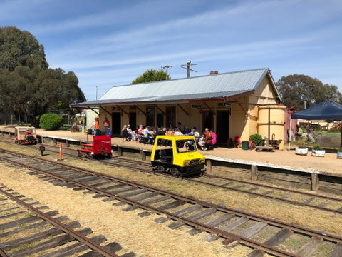 Oberon Tarana Heritage Railway - Attractions Perth 0