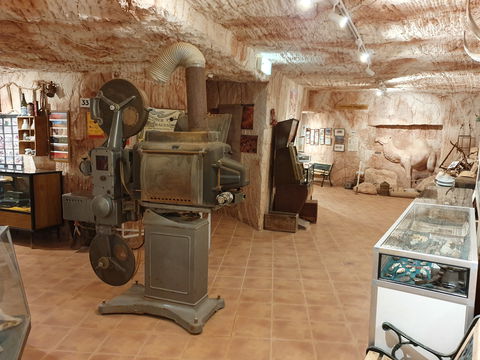 Old Timers Mine & Museum - Self Guided Tour - Attractions Perth 1