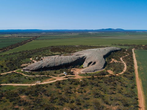 Pildappa Rock - Attractions Perth 2