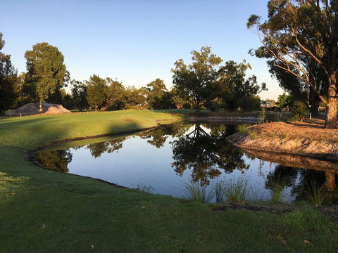Pinjarra Golf Club - Attractions Perth 0
