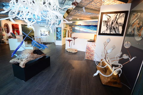 GlassXpressions Art Gallery - Attractions Perth 2