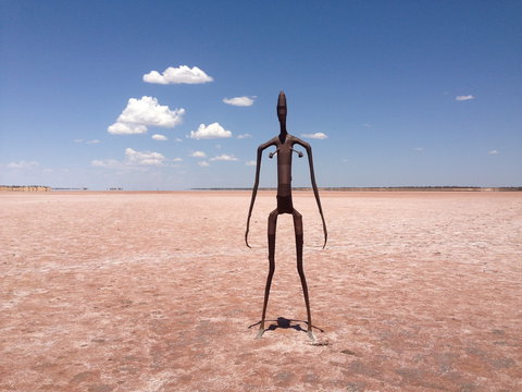 Inside Australia - Antony Gormley Sculptures - Attractions Perth 1