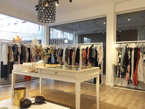 Ivory Lane Boutique - Attractions Perth 2