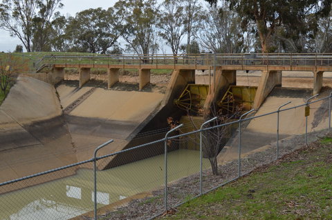 Lawson Syphon - Attractions Perth 2