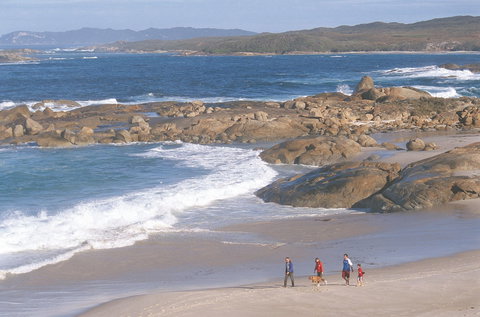 Lights Beach - Attractions Perth 0