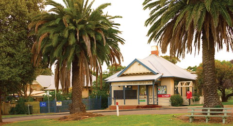 The Flinders Hinterland Scenic Drive - Attractions Perth 0