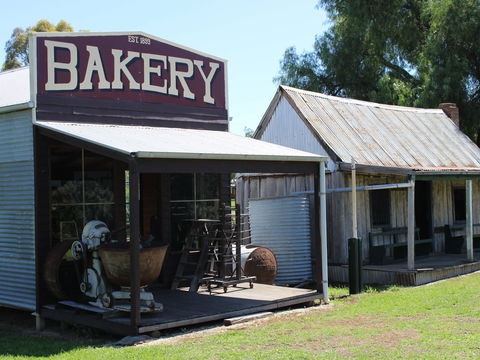 Woolpack Inn Museum - Attractions Perth 1