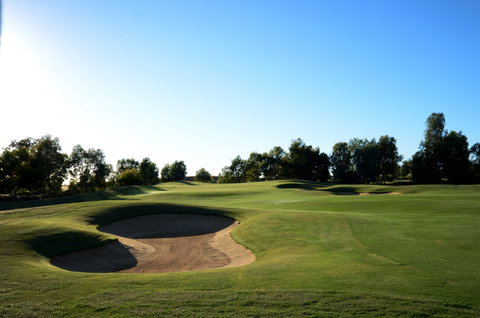 Black Bull Golf Course - Attractions Perth 0