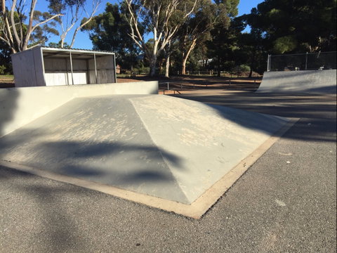 Moonta Skatepark - Attractions Perth 0