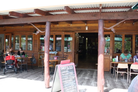 Oaklands Barn - Attractions Perth 1