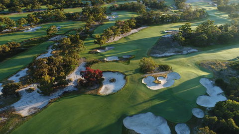 Peninsula Kingswood Country Golf Club - Attractions Perth 2
