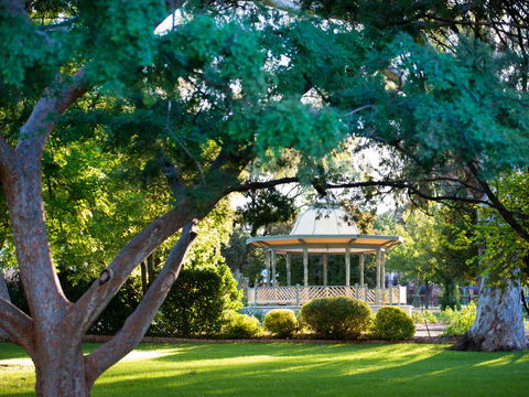 Robertson Park - Attractions Perth 0