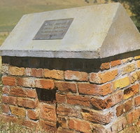 The Cairn - Attractions Perth