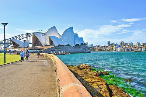 Sydney With Bondi And Beaches Essentials Private Day Tour - Attractions Perth 0