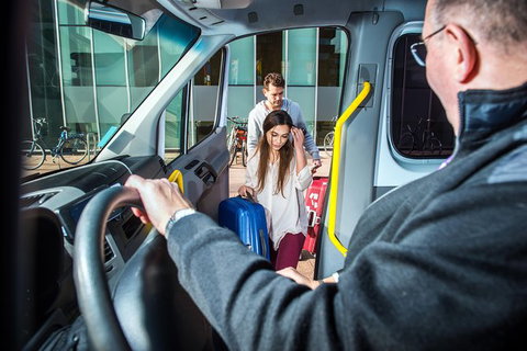 Cairns Airport (CNS) Arrival Transfer (CNS Airport To Cairns Hotels Or Address) - Attractions Perth 4