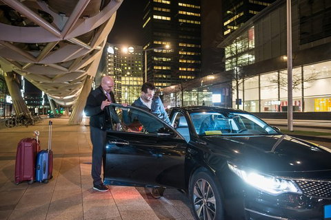 Cairns Airport (CNS) Arrival Transfer (CNS Airport To Cairns Hotels Or Address) - Attractions Perth 8