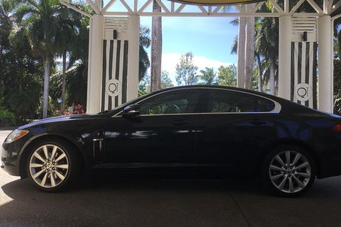 Jaguar Limousine Transfer Cairns Airport To Palm Cove - Attractions Perth 1