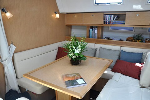 Sailing Curlew Escape On Moreton Bay - Attractions Perth 14