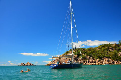 Helicopter And Magnetic Island Sailing - Attractions Perth 1