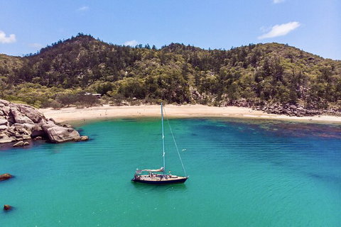 Helicopter And Magnetic Island Sailing - Attractions Perth 6