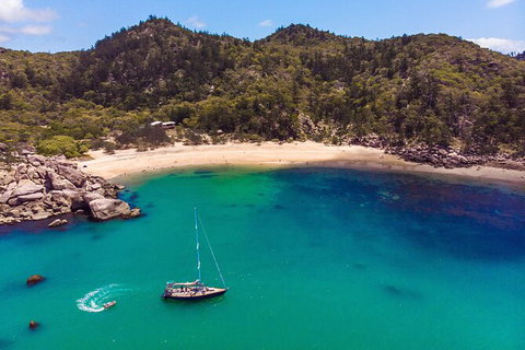 Helicopter And Magnetic Island Sailing - Attractions Perth 5