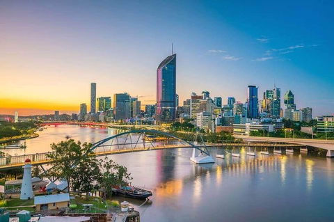Brisbane Airport Transfers : Brisbane Airport BNE To Brisbane In Luxury Van - Attractions Perth 5
