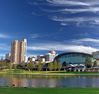 Adelaide Airport ADL to City Center to Airport - Private Transfer - Attractions Perth