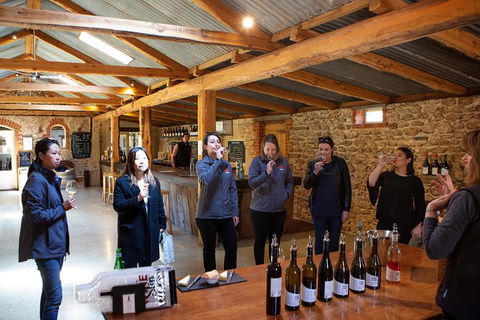 Walk, Taste, Graze - Experience At Pindarie - Attractions Perth 1