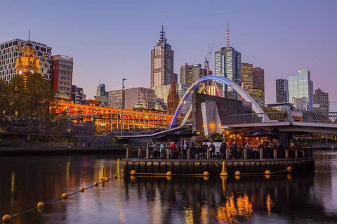 Melbourne Airport Transfers: Melbourne To Melbourne Airport MEL In Luxury Car - Attractions Perth 6