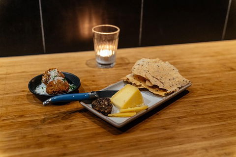 The Flavors Of Perth: Fremantle Wine & Bites Private Tour - Attractions Perth 4