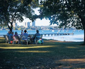 Matilda Bay Reserve - Attractions Perth 0