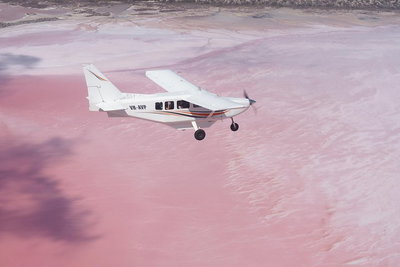 Pink Lake  Abrolhos Islands Nature Tour
