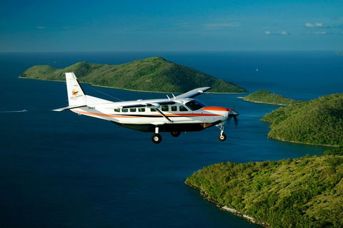 Reef And Island Scenic Flight From Airlie Beach - Attractions Perth 3