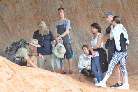 Uluru Small Group Tour Including Sunset - Attractions Perth 2