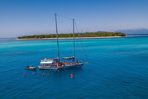 Ocean Free Green Island & Great Barrier Reef Snorkel Cruise, Cairns 25 Guests - Attractions Perth 0