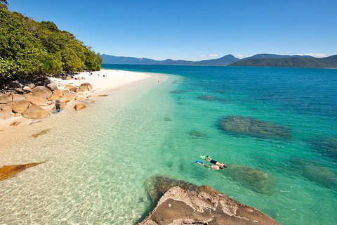 Fitzroy Island Catamaran Transfers From Cairns - Attractions Perth 4