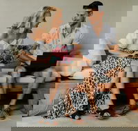 Private Photo Session with a Local Photographer in Melbourne - Attractions Perth