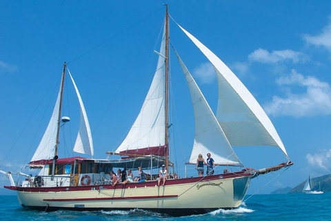 2-Day Whitsundays Sailing Adventure: Summertime - Attractions Perth 1