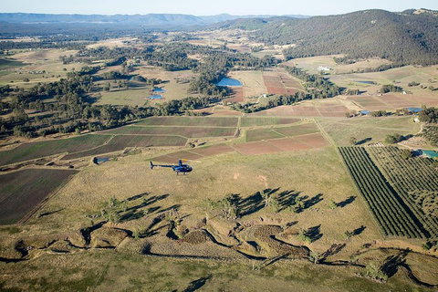 Private Helicopter Flight To Hunter Valley With A La Carte Lunch - For 2 - Attractions Perth 5