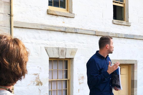 Convicts And The Rocks: Sydney's Walking Tour Led By Historian - Attractions Perth 2
